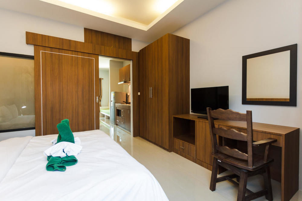 Happy Eight Resort SHA Nai Harn Exterior foto