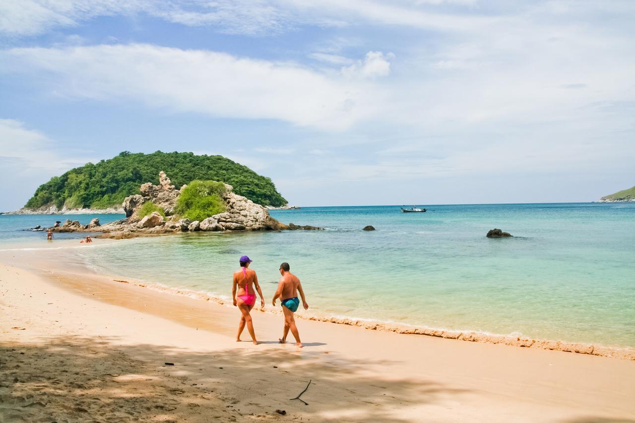 Happy Eight Resort SHA Nai Harn Exterior foto