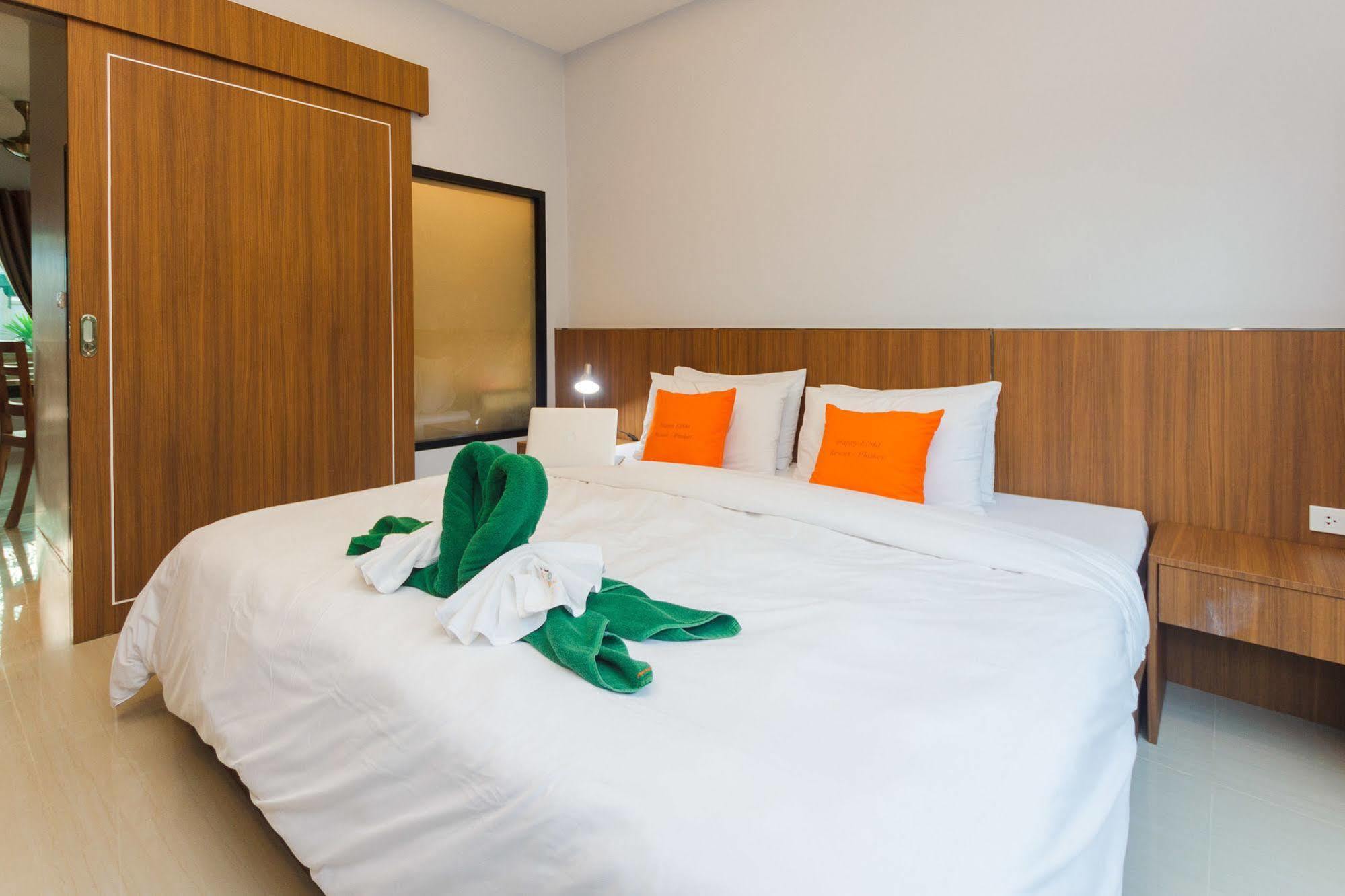 Happy Eight Resort SHA Nai Harn Exterior foto